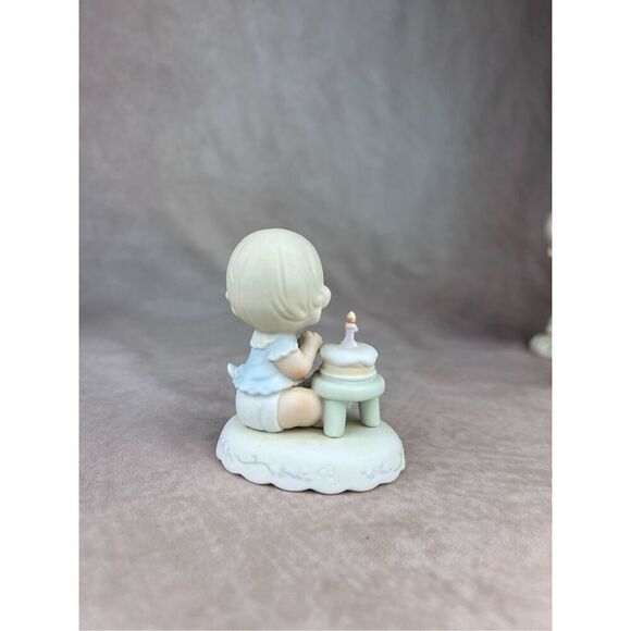 Vintage Precious Moments Figurine Growing in Grace 1 Year Old Birthday 1994 - Picture 3 of 7